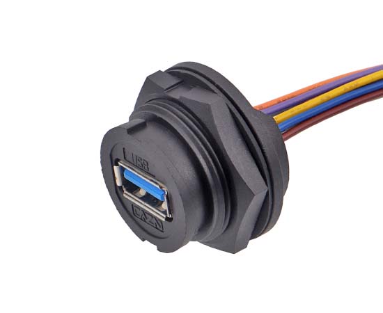 Водонепроницаемая USB-розетка с байонетным креплением IP67/IP68