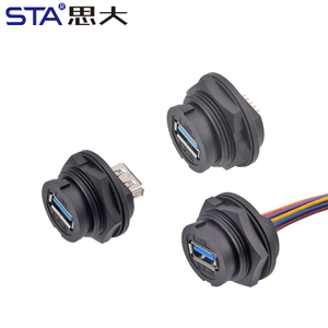 Водонепроницаемая USB-розетка с байонетным креплением IP67/IP68